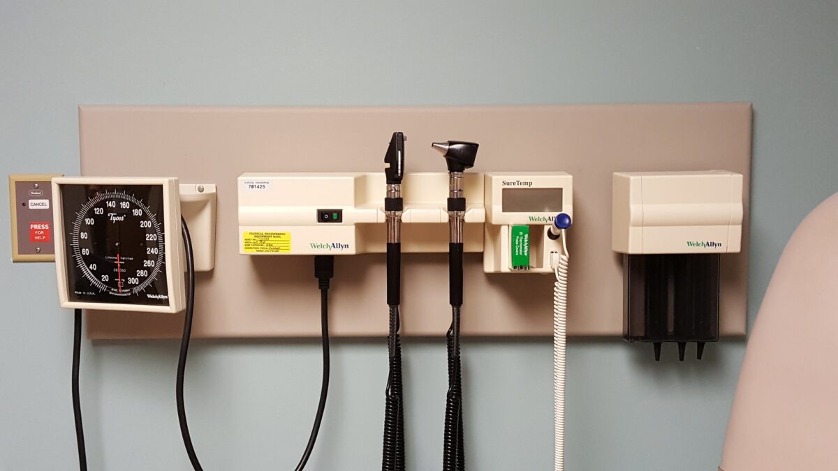 Utensils in a doctor's office